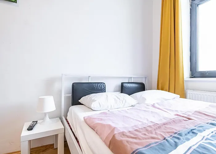 Near Lorenz Boehler & Danube - Modern 4br With Garden, Tv & Wifi * فيينا
