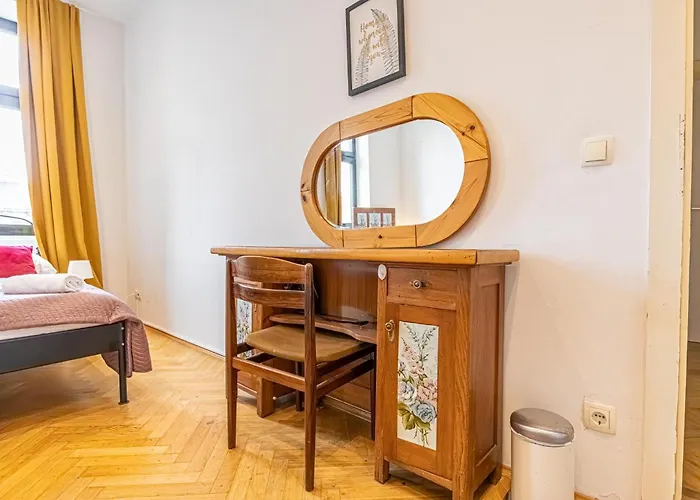 Near Lorenz Boehler & Danube - Modern 4br With Garden, Tv & Wifi * فيينا